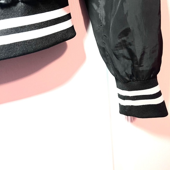 🟪Black streetwear society bomber style windbreaker - Picture 3 of 5